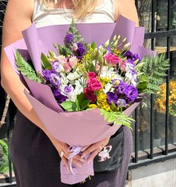 זר אביבי מפואר