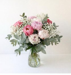 זר אדמוניות באגרטל